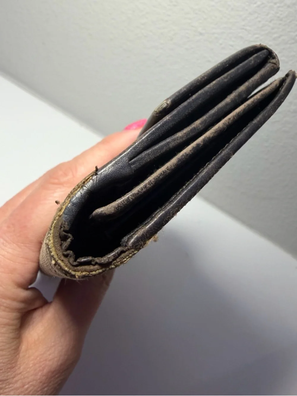 Gucci Brown and Beige Monogram Continental Wallet (Fair) with COA - Picture 6 of 16